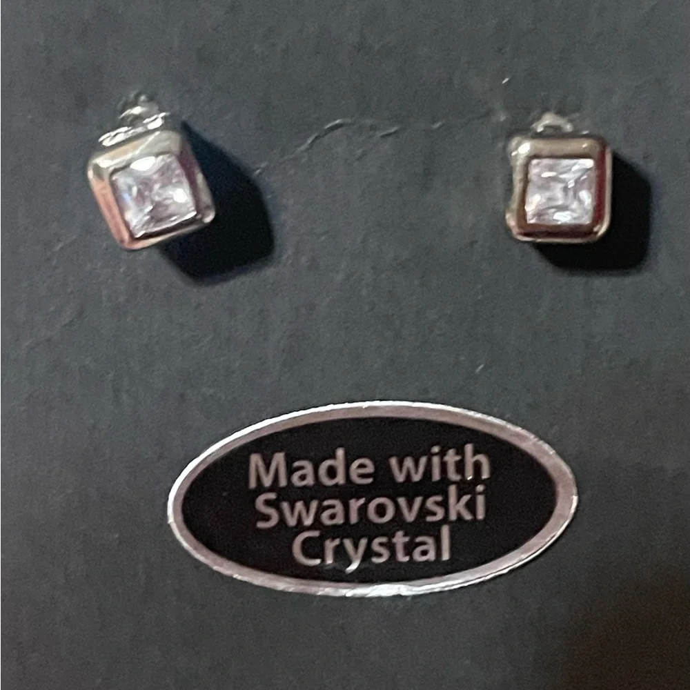 Swarovski Silver Crystal‎ Stud Earrings!